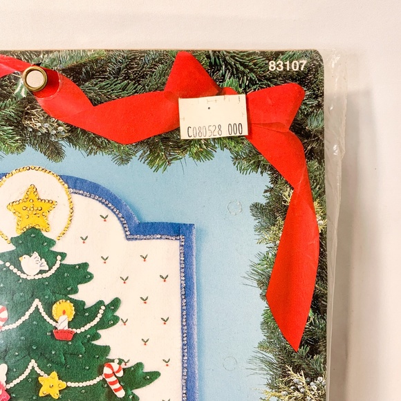 BUCILLA® 'Christmas Tree Banner' Felt Applique Kit - Picture 3 of 8